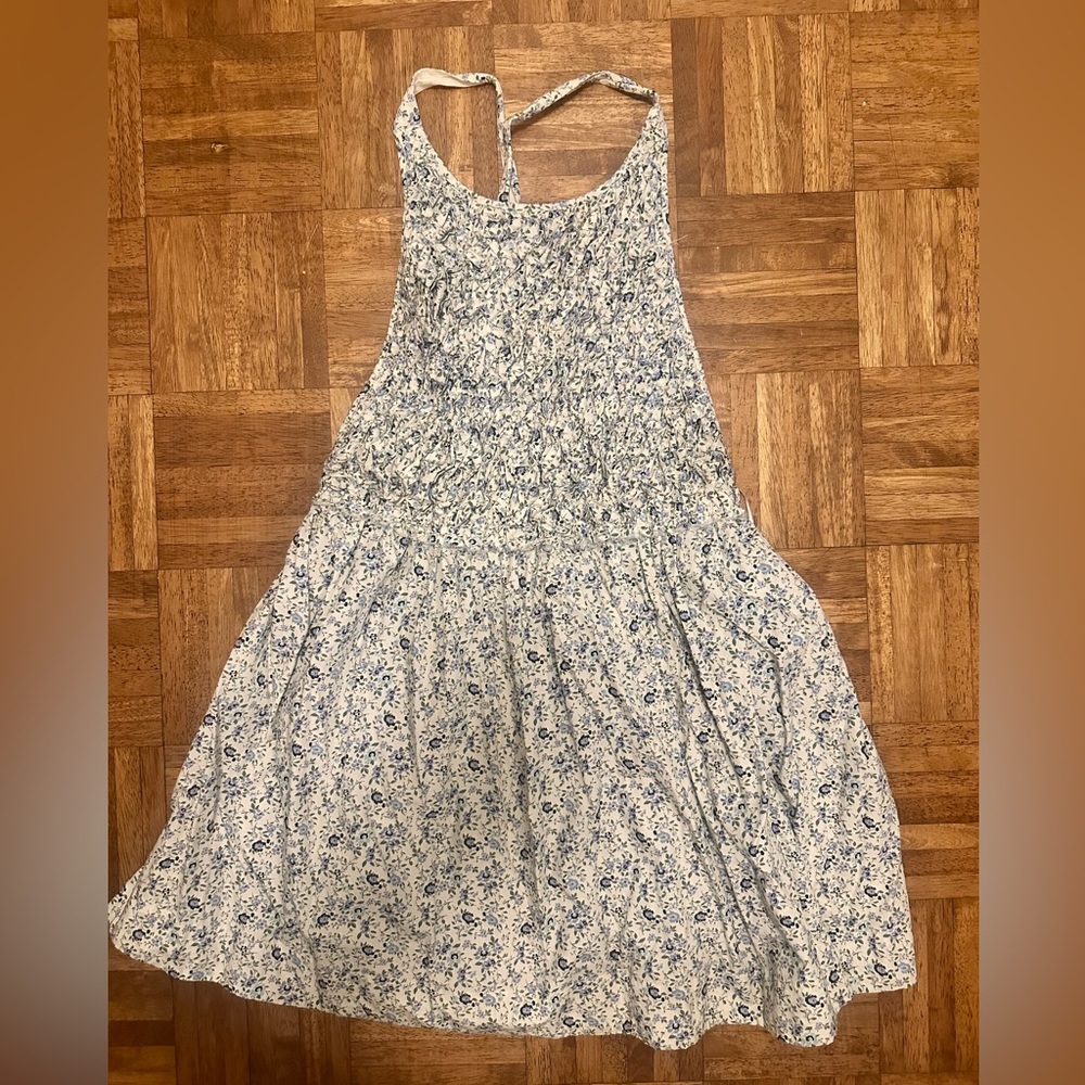 Free People size S flower print dress. Back cross detail with buttons. Cotton.